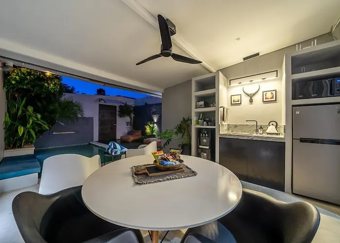 111 - Romantic 1br In Batu Belig